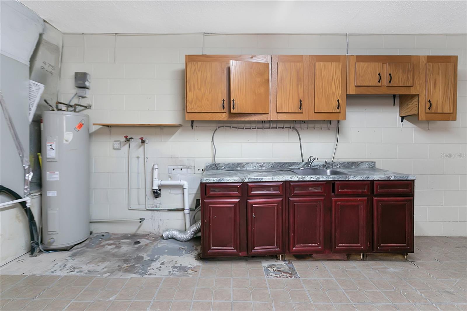 Image 19 of 34 For 3217 Castle Oak Avenue