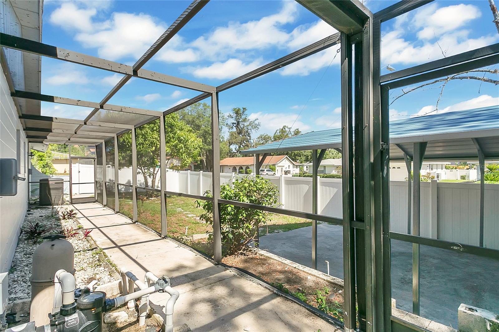 Image 26 of 34 For 3217 Castle Oak Avenue