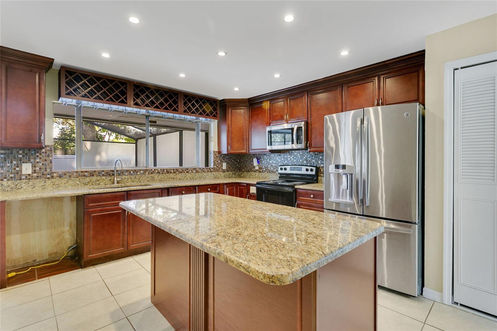 Image 3 of 34 For 3217 Castle Oak Avenue