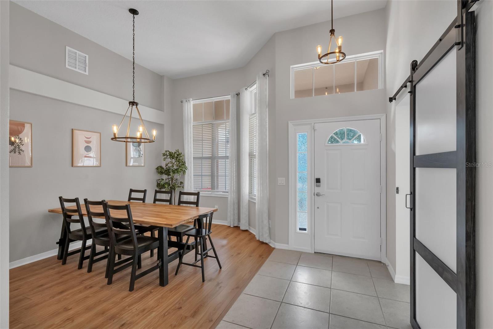 Image 15 of 58 For 449 Pickfair Terrace