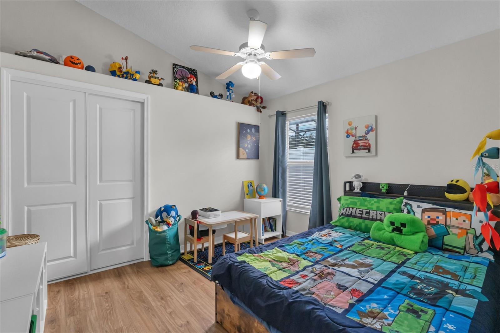 Image 22 of 58 For 449 Pickfair Terrace