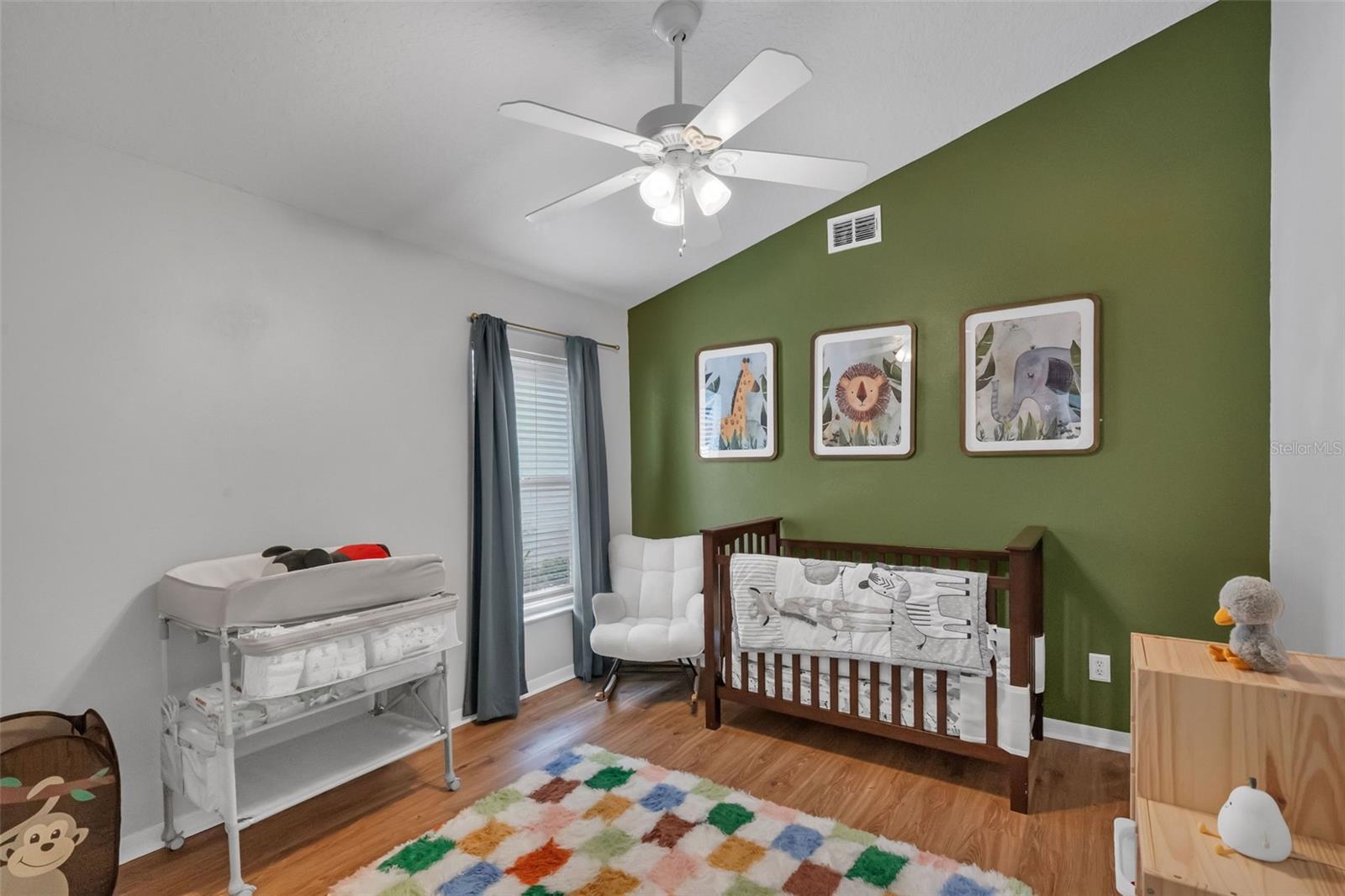 Image 25 of 58 For 449 Pickfair Terrace