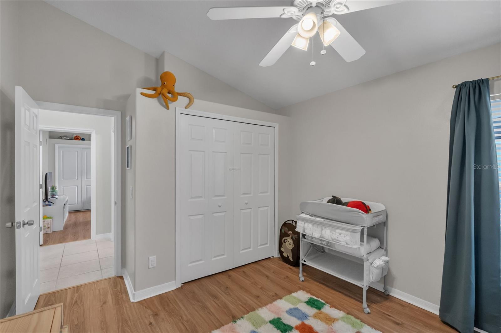 Image 26 of 58 For 449 Pickfair Terrace