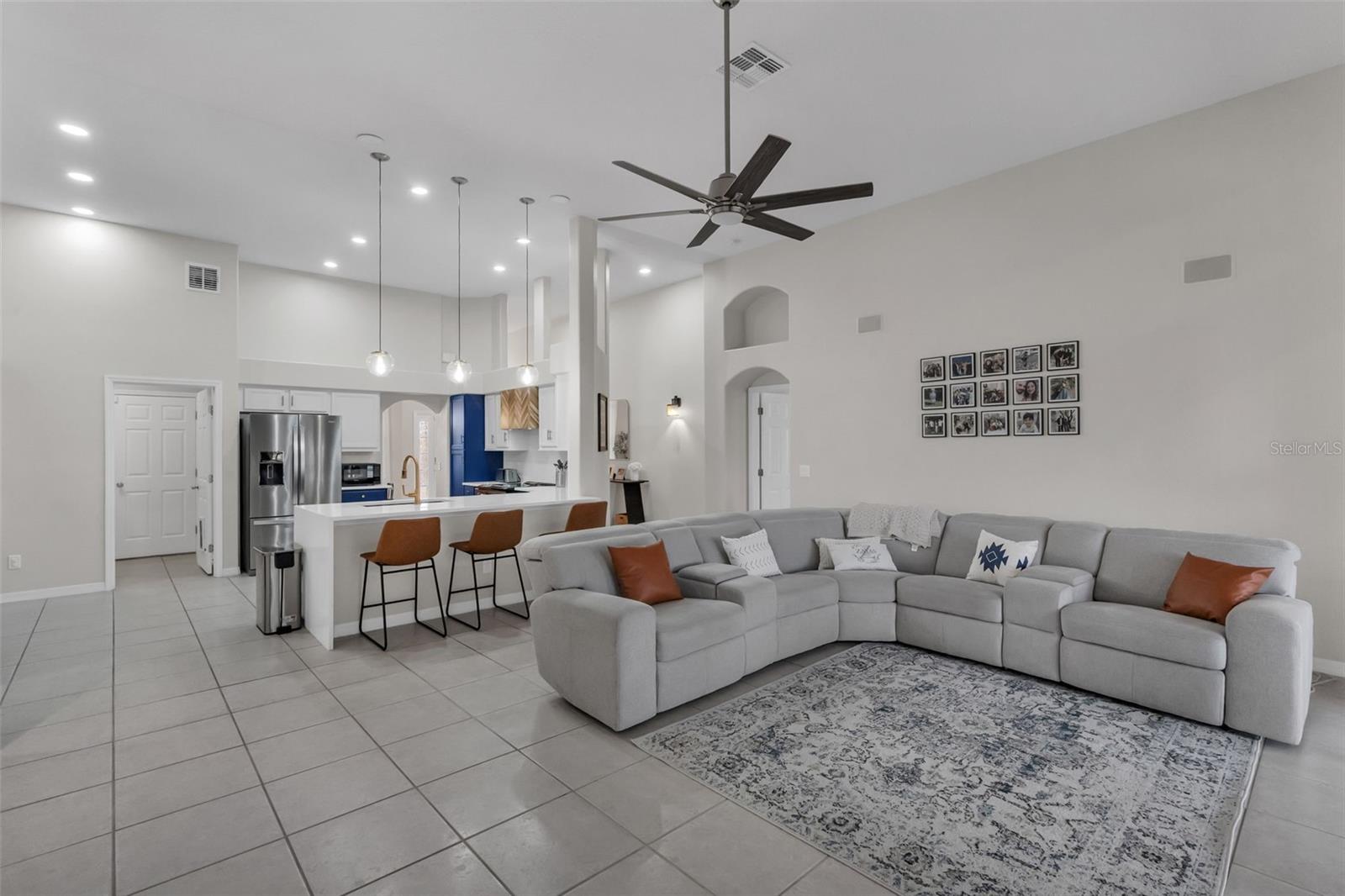 Image 3 of 58 For 449 Pickfair Terrace