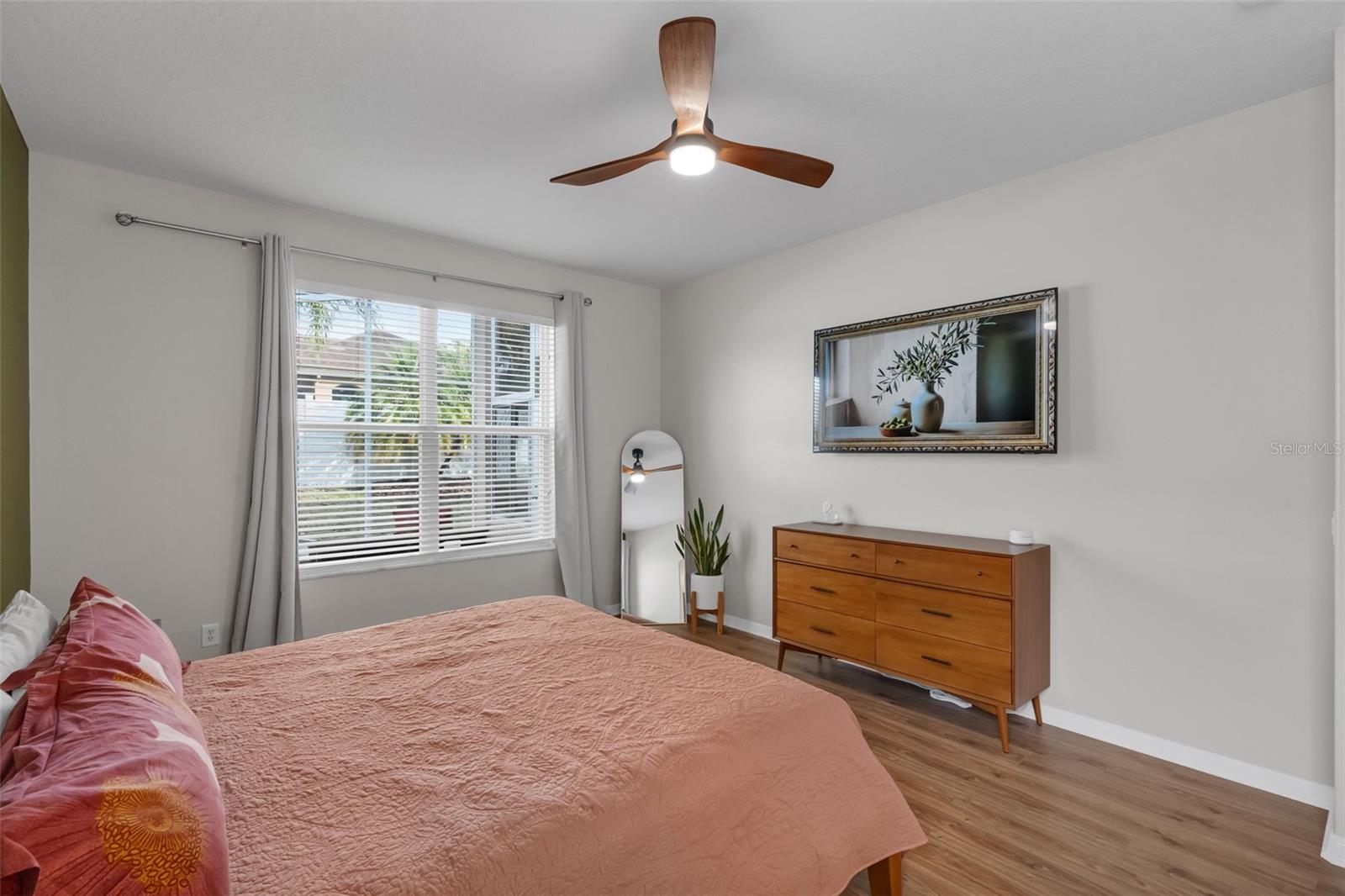 Image 31 of 58 For 449 Pickfair Terrace