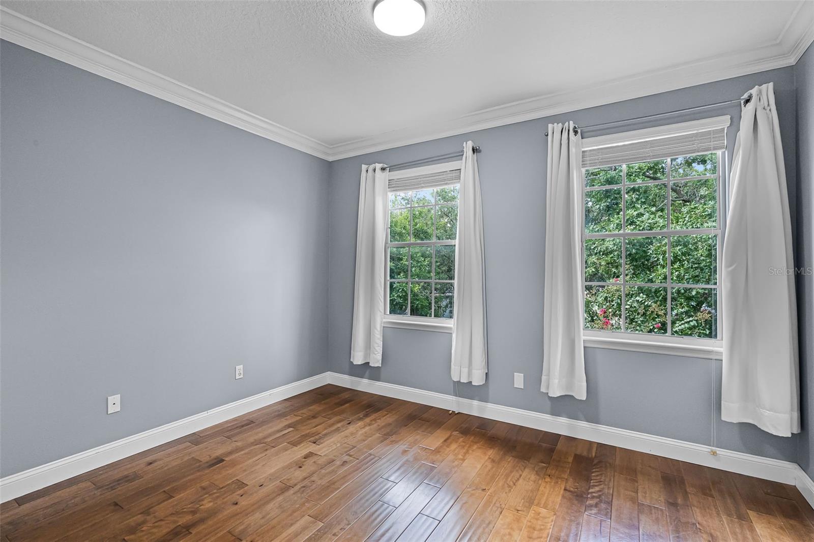 Image 27 of 79 For 625 Mulberry Avenue