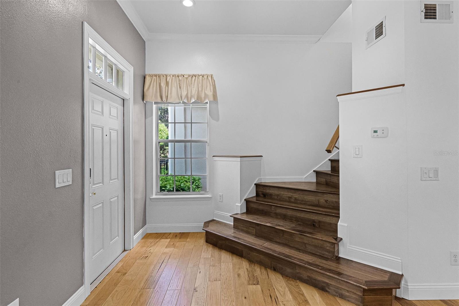 Image 8 of 79 For 625 Mulberry Avenue