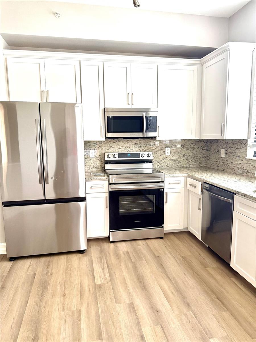 Image 6 of 11 For 509 Mirasol Circle 101