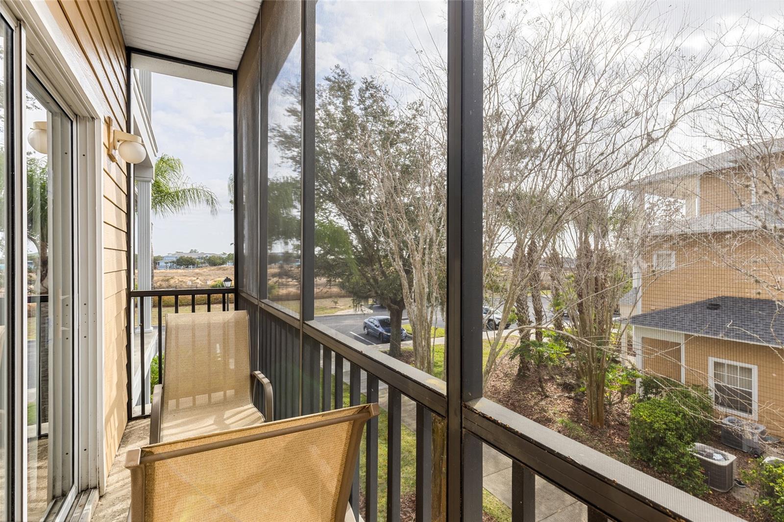 Image 21 of 26 For 608 Rum Run 608