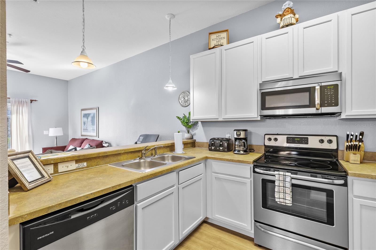 Image 4 of 26 For 608 Rum Run 608