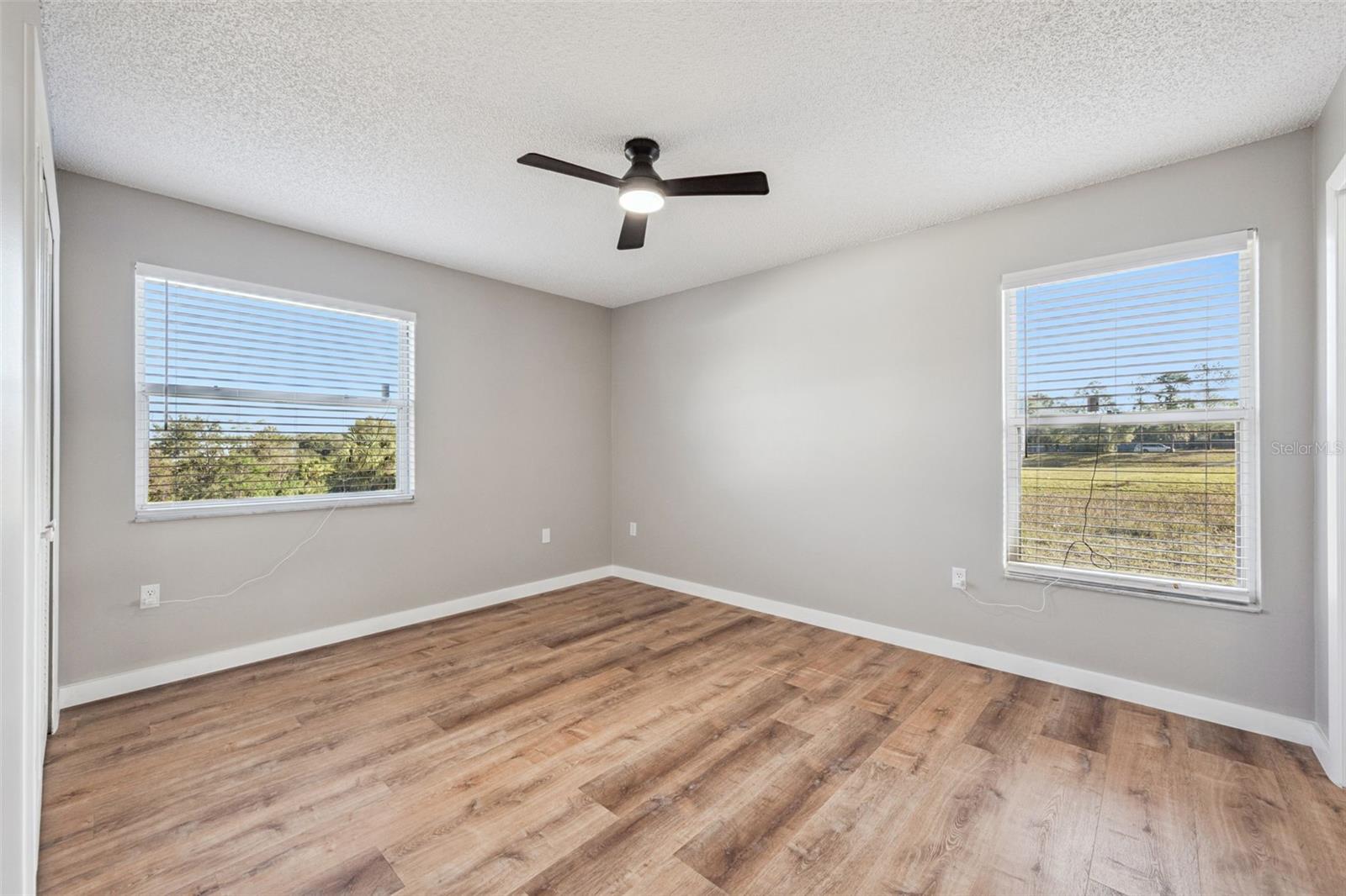 Image 12 of 31 For 6525 Coral Cove Drive