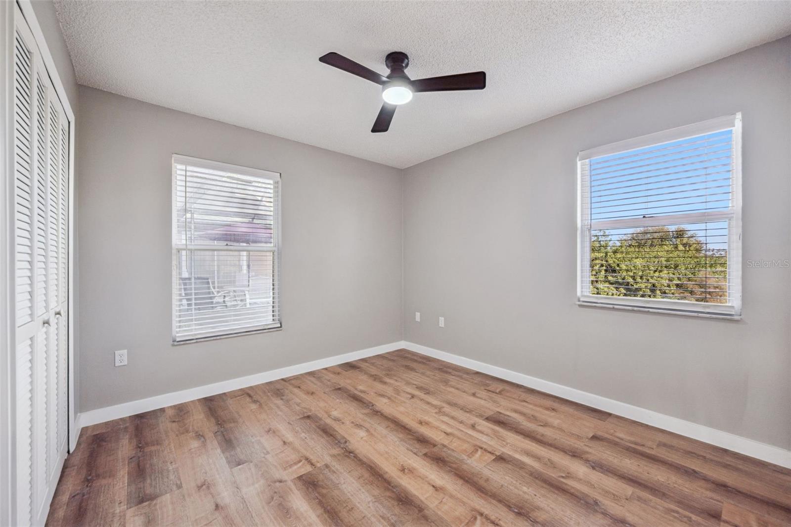 Image 16 of 31 For 6525 Coral Cove Drive