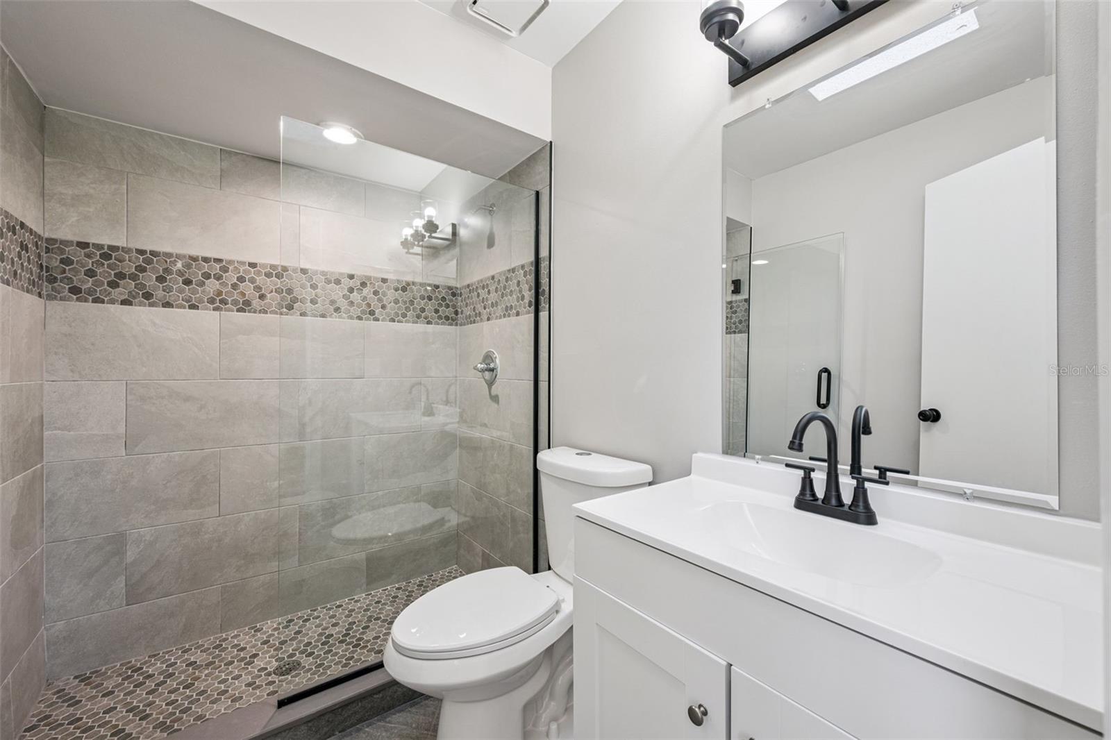 Image 17 of 31 For 6525 Coral Cove Drive