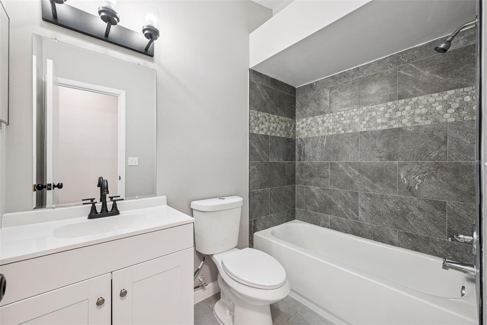 Image 18 of 31 For 6525 Coral Cove Drive