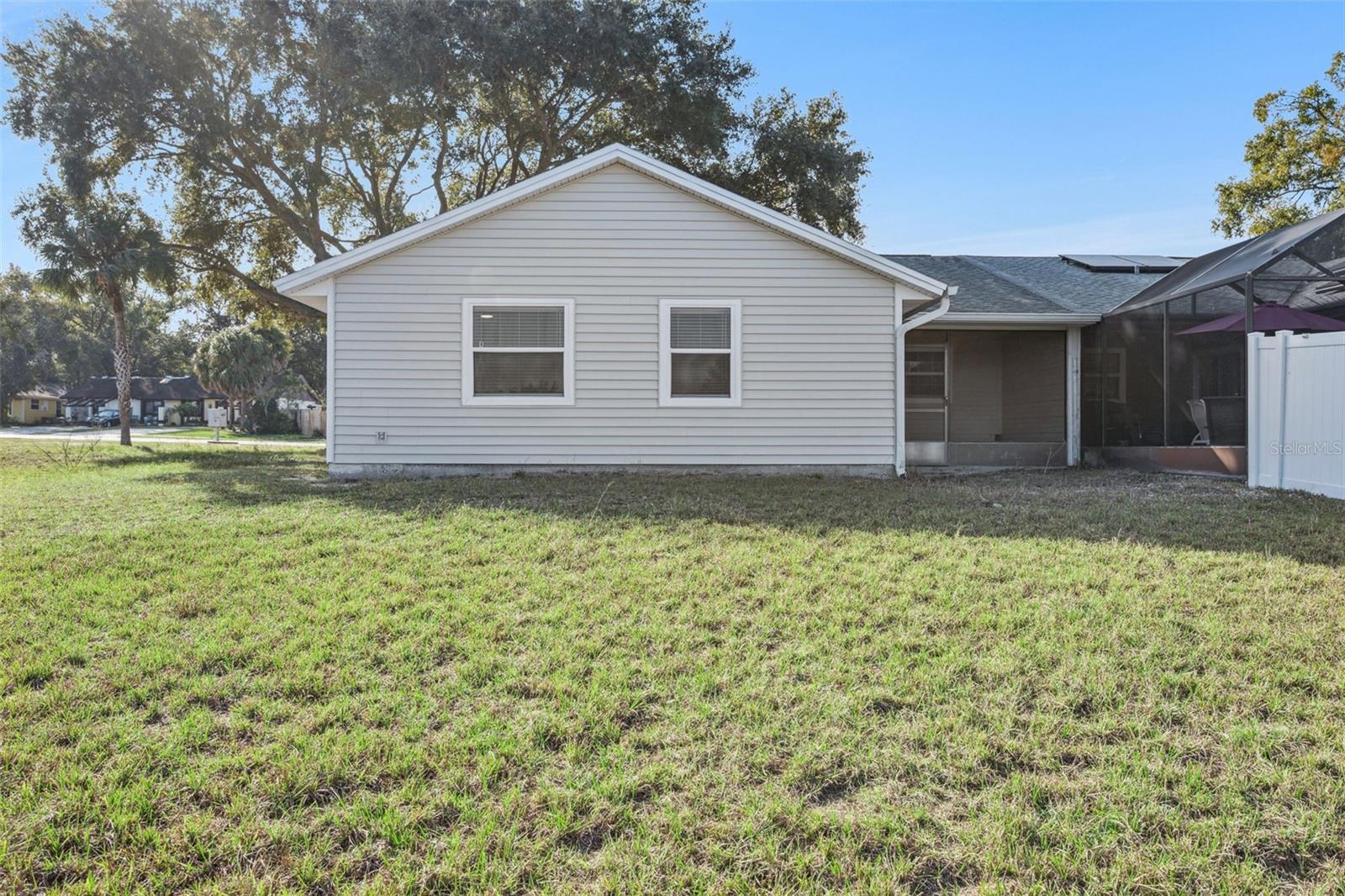 Image 25 of 31 For 6525 Coral Cove Drive