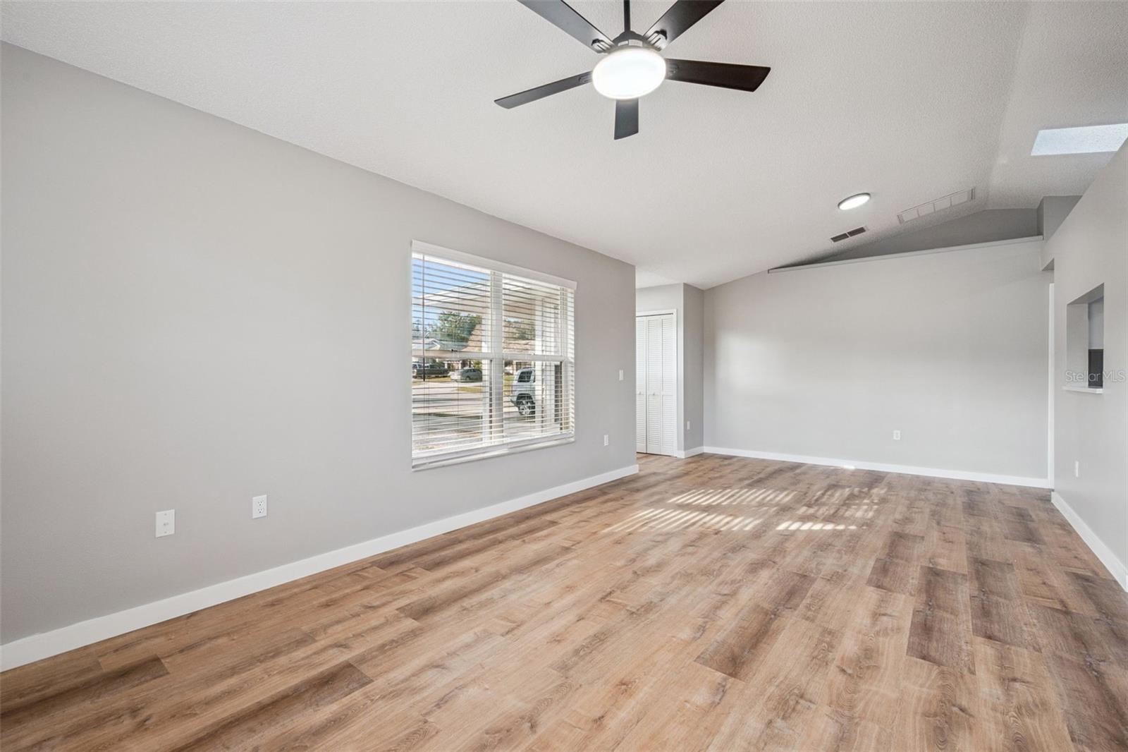 Image 5 of 31 For 6525 Coral Cove Drive