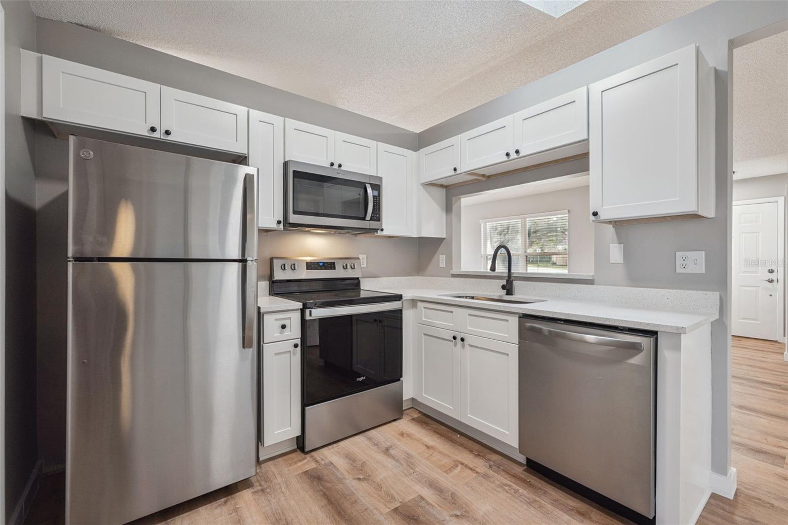 Image 8 of 31 For 6525 Coral Cove Drive