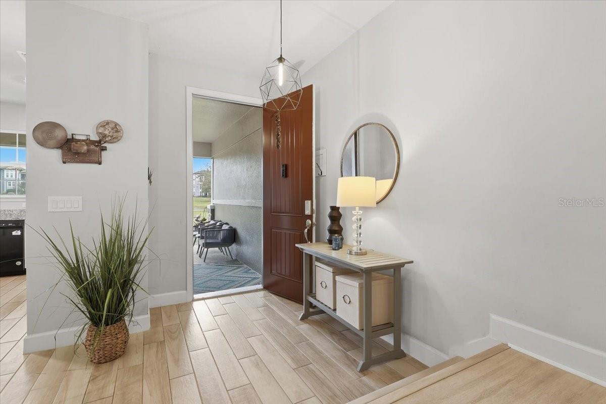 Image 18 of 39 For 13763 Bressler Alley