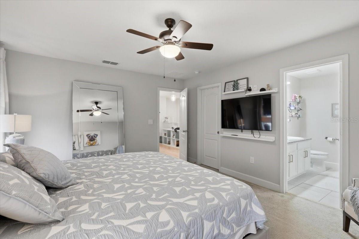 Image 26 of 39 For 13763 Bressler Alley