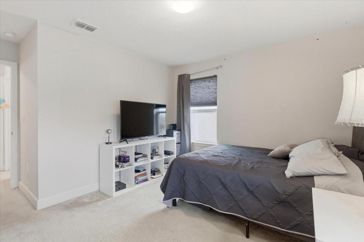 Image 34 of 39 For 13763 Bressler Alley