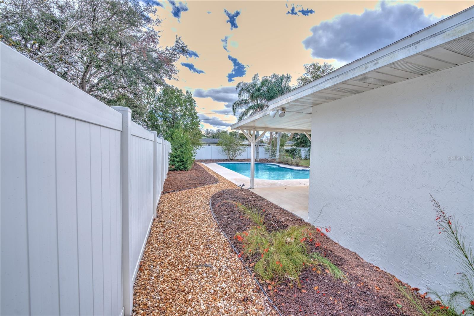 Image 10 of 45 For 1529 Sumatra Avenue