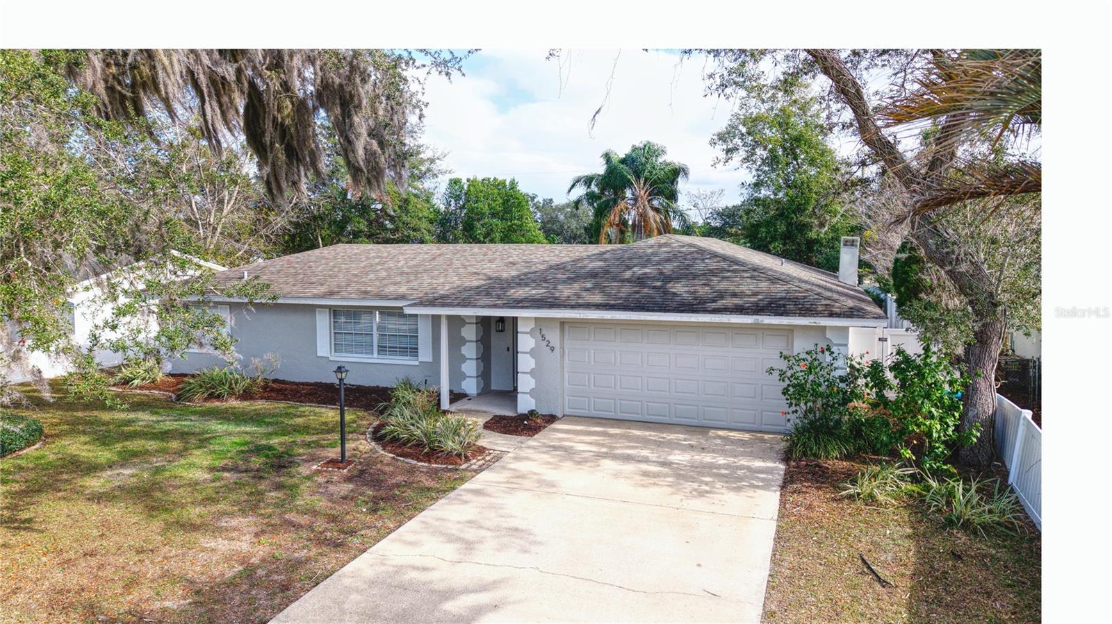 Image 4 of 45 For 1529 Sumatra Avenue