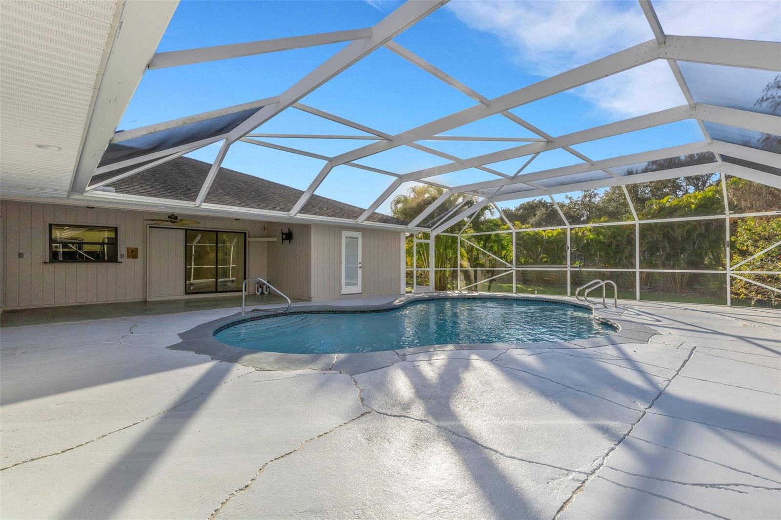 Image 35 of 87 For 3545 Oak Grove Drive