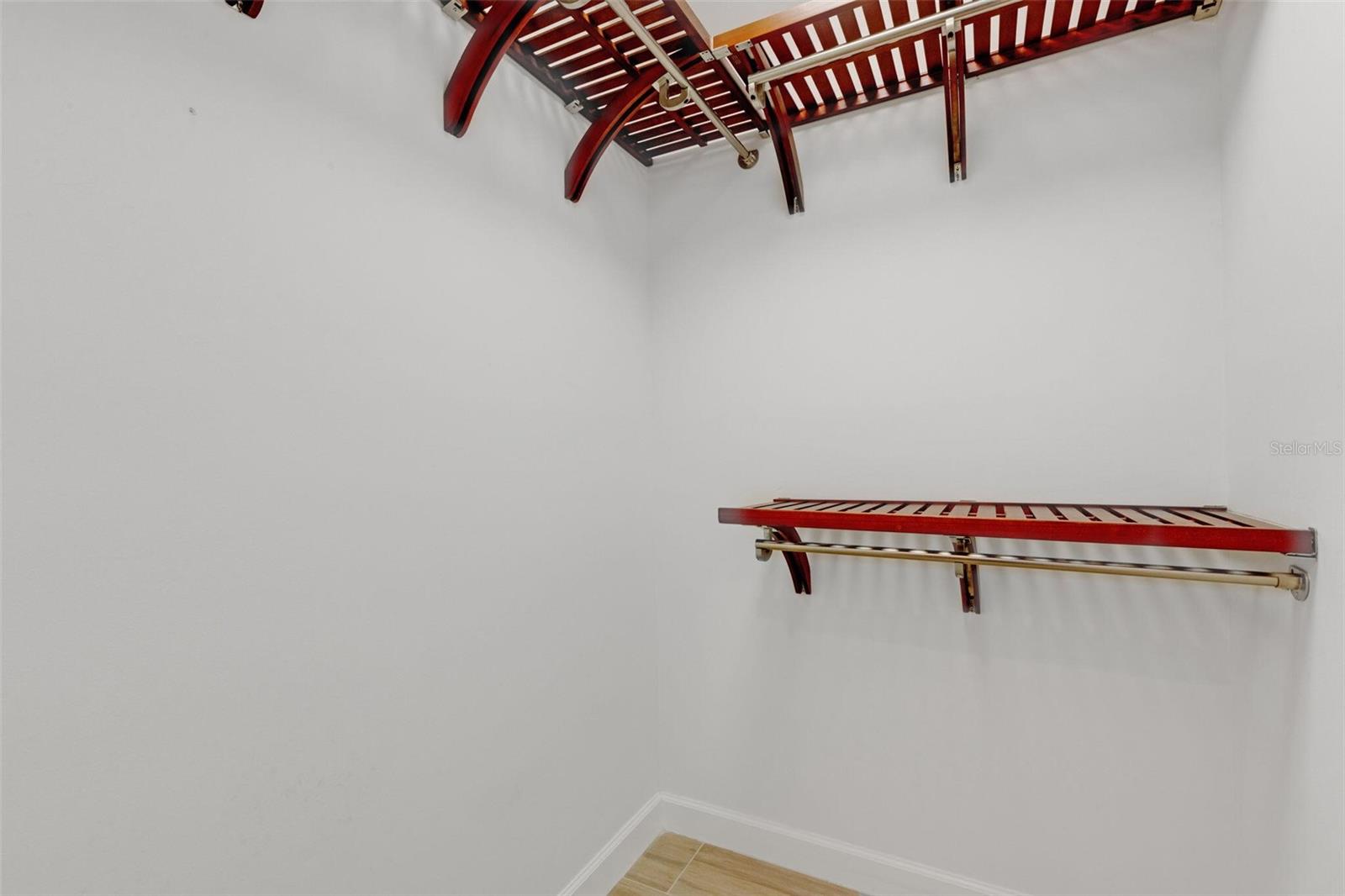 Image 39 of 87 For 3545 Oak Grove Drive