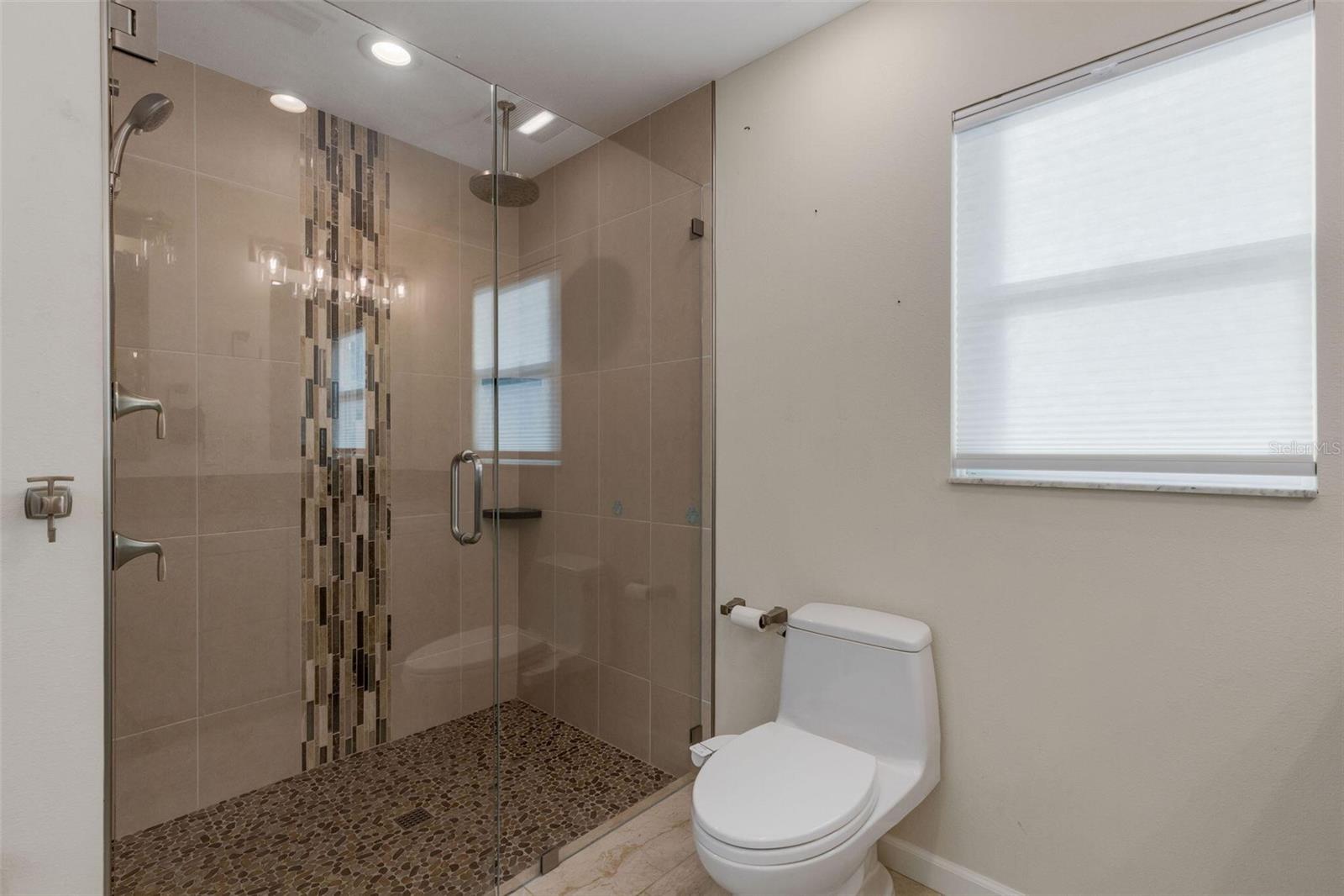 Image 44 of 87 For 3545 Oak Grove Drive