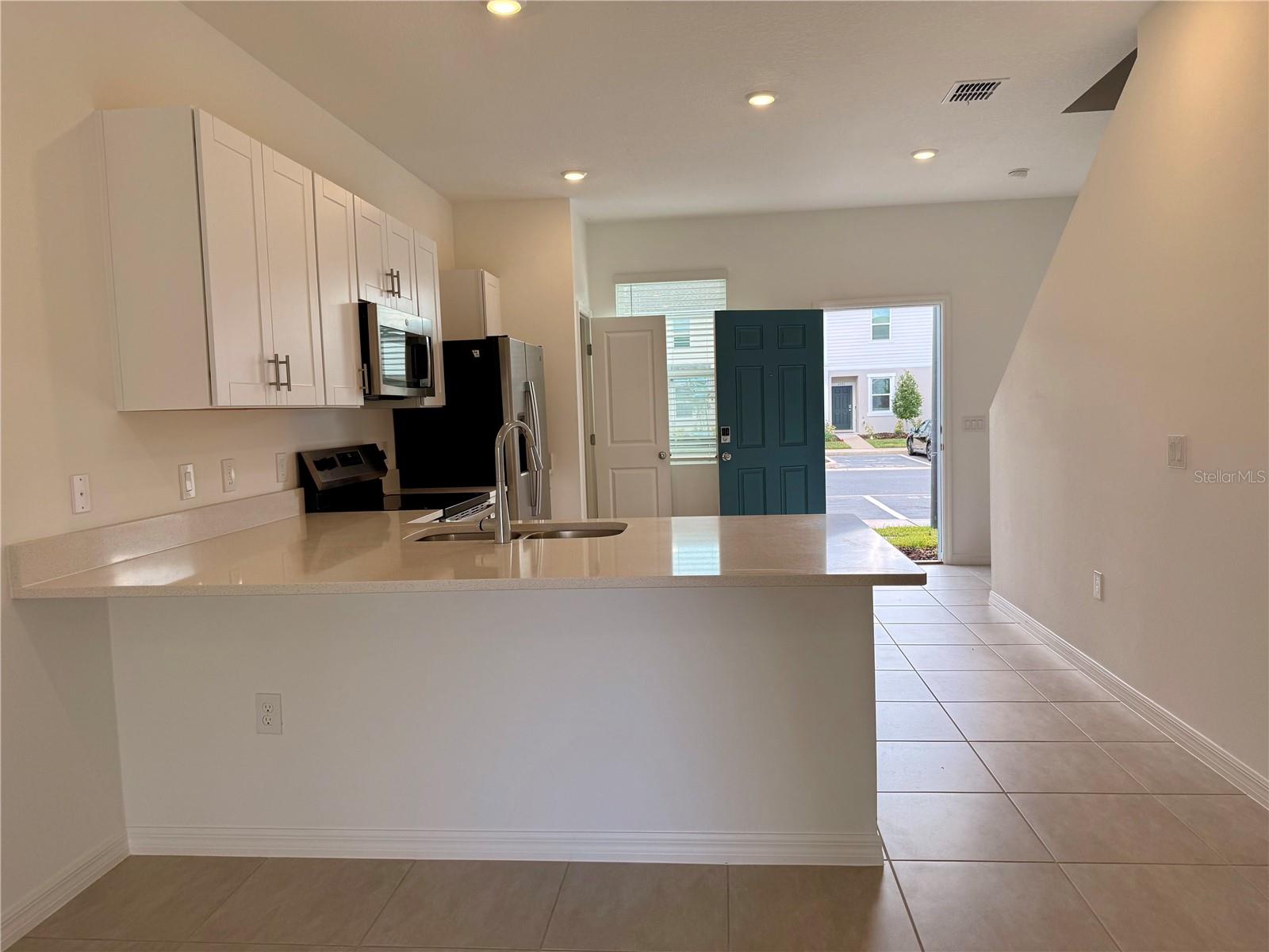 Image 2 of 26 For 2996 Skyline Loop