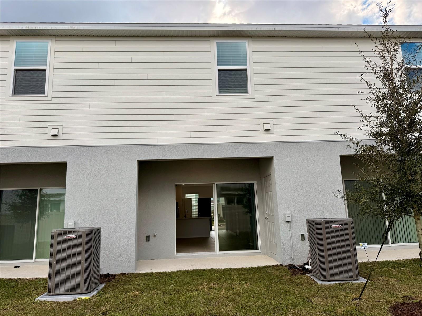 Image 8 of 26 For 2996 Skyline Loop