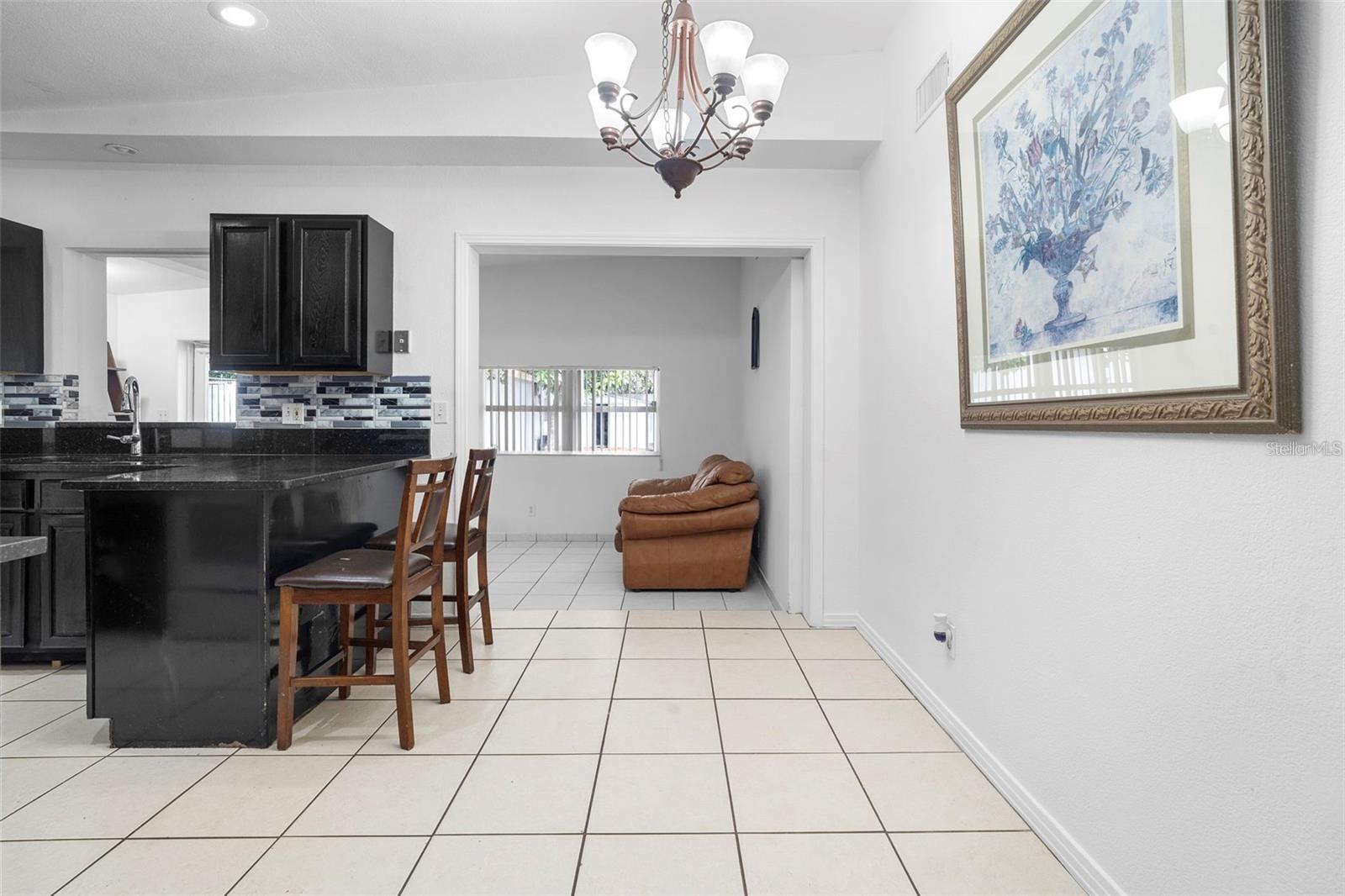 Image 10 of 30 For 90 Nancy Lee Ave