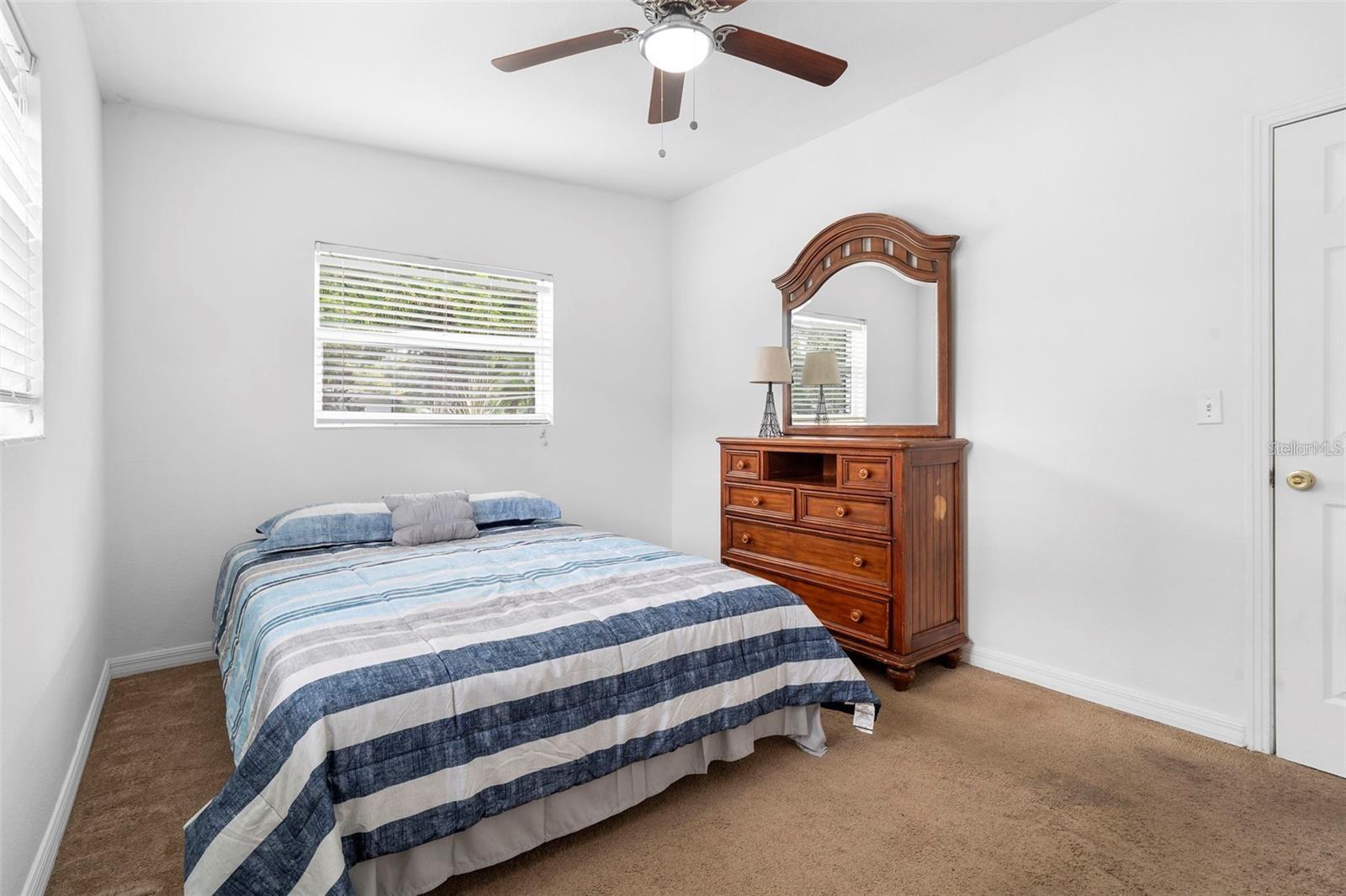 Image 19 of 30 For 90 Nancy Lee Ave