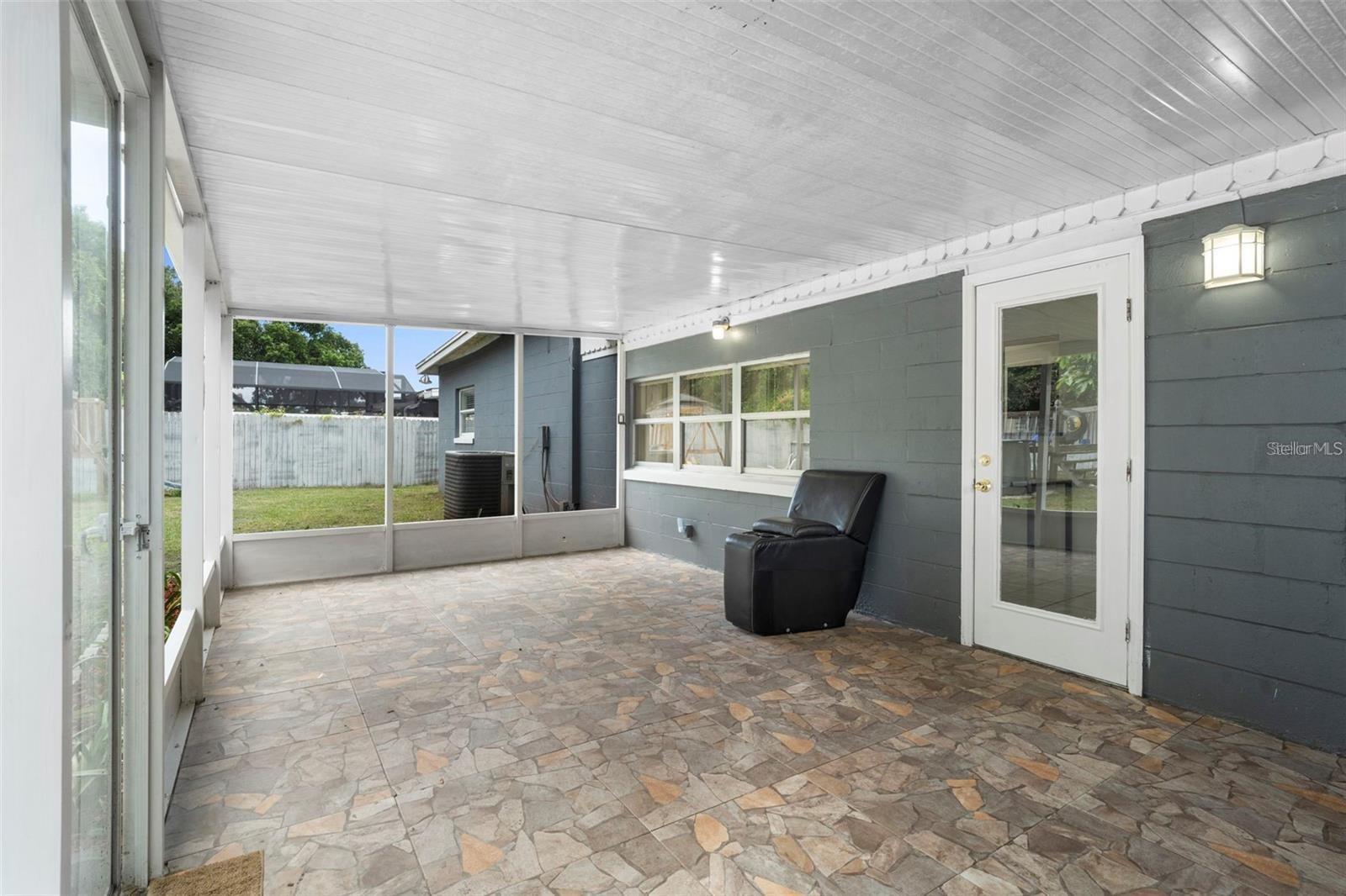 Image 26 of 30 For 90 Nancy Lee Ave