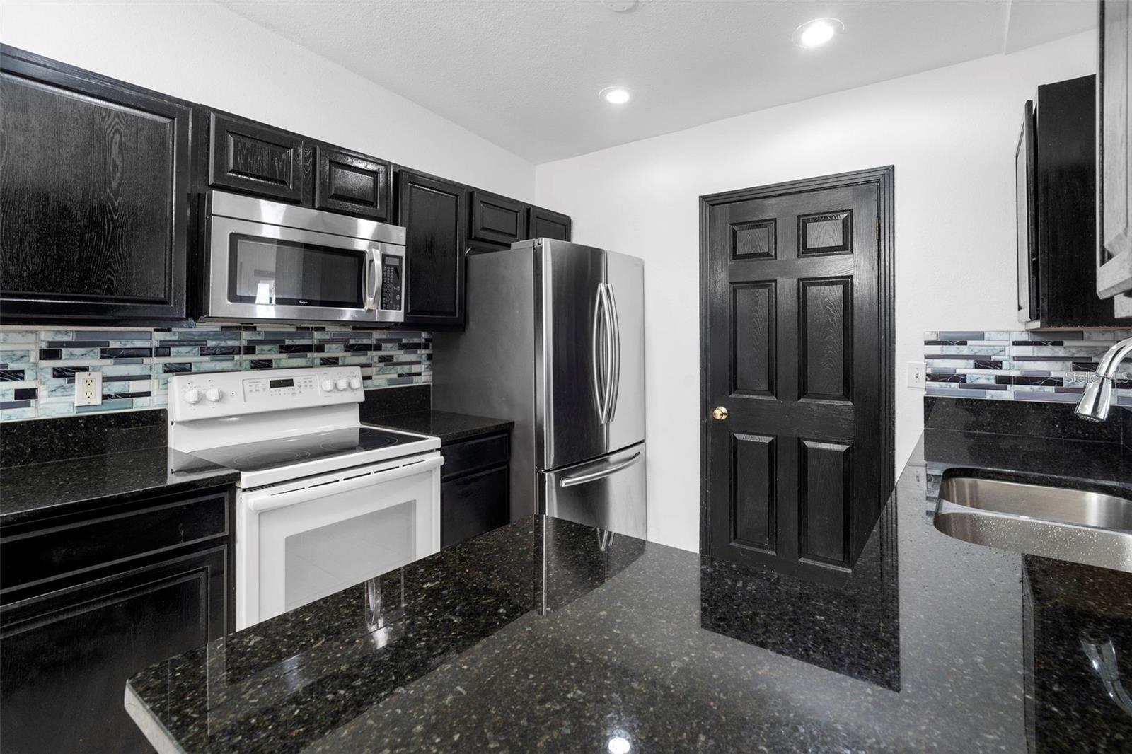 Image 8 of 30 For 90 Nancy Lee Ave