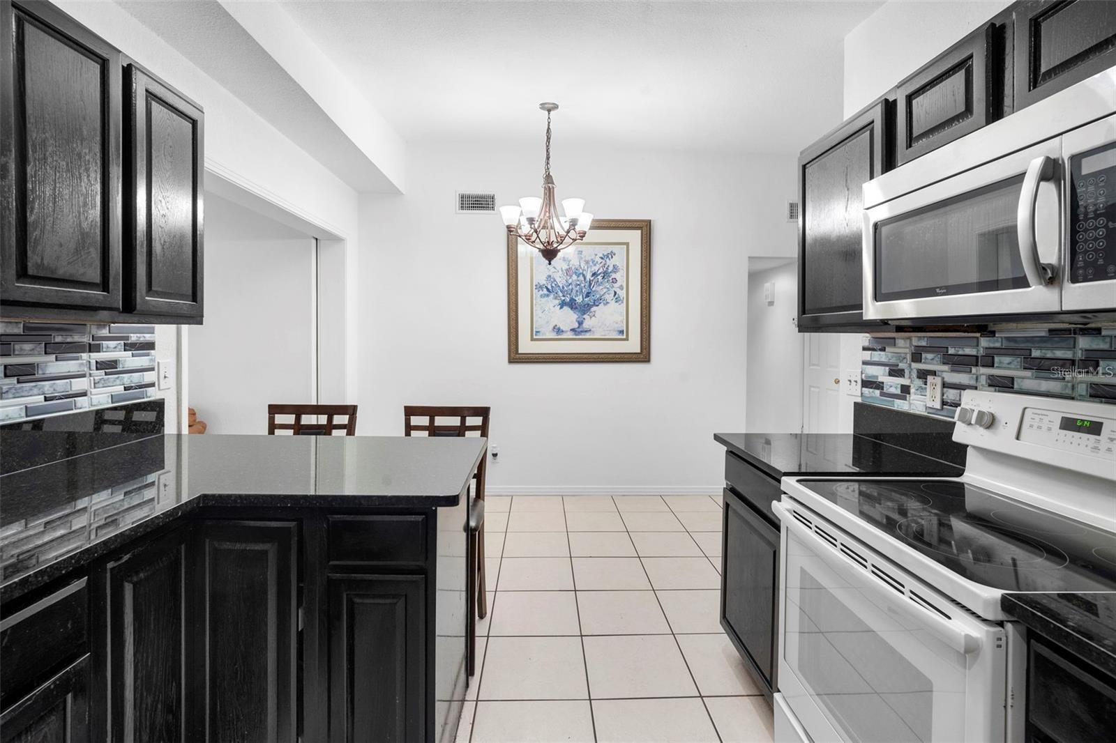 Image 9 of 30 For 90 Nancy Lee Ave