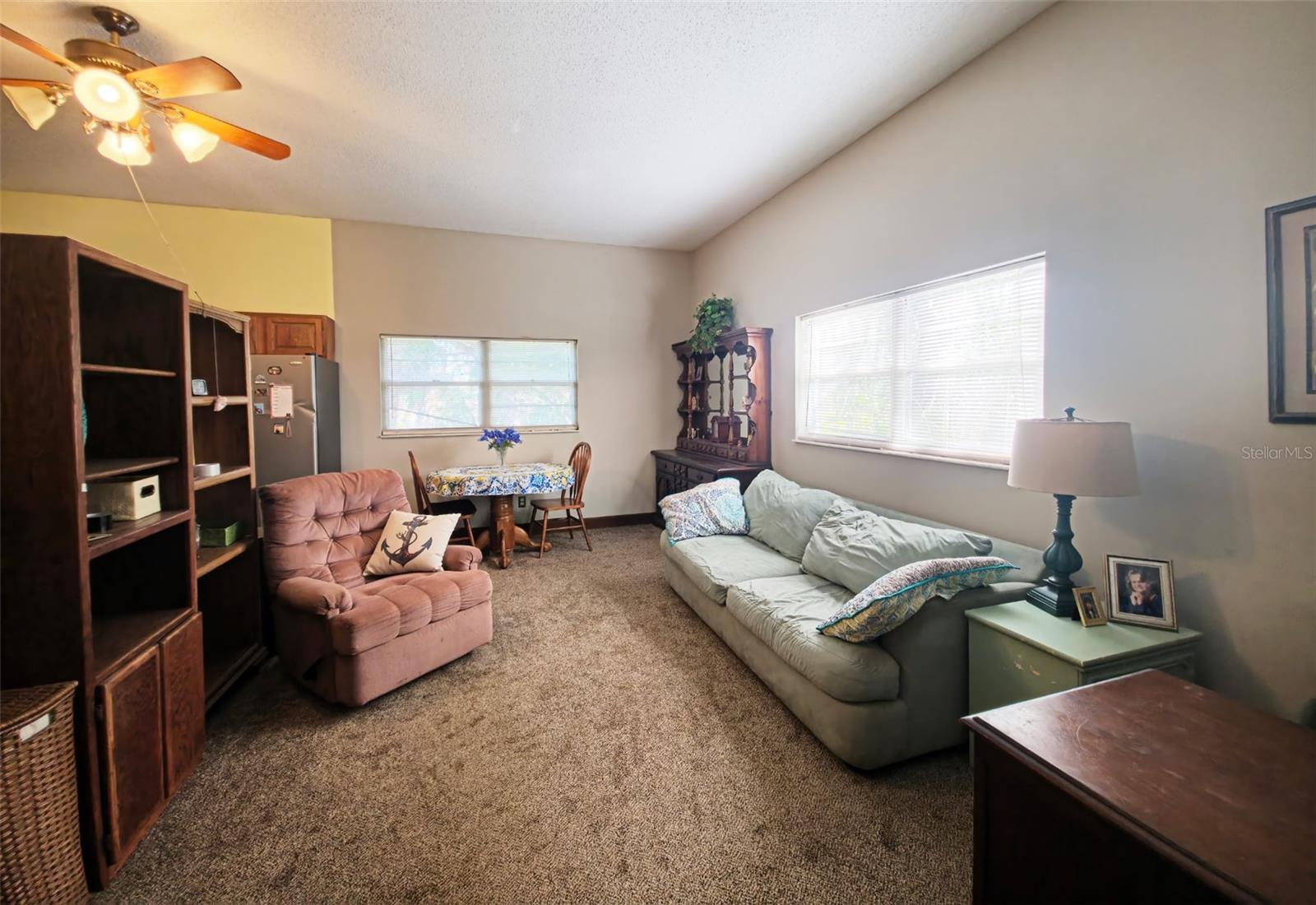 Image 19 of 29 For 1052 Laura Street