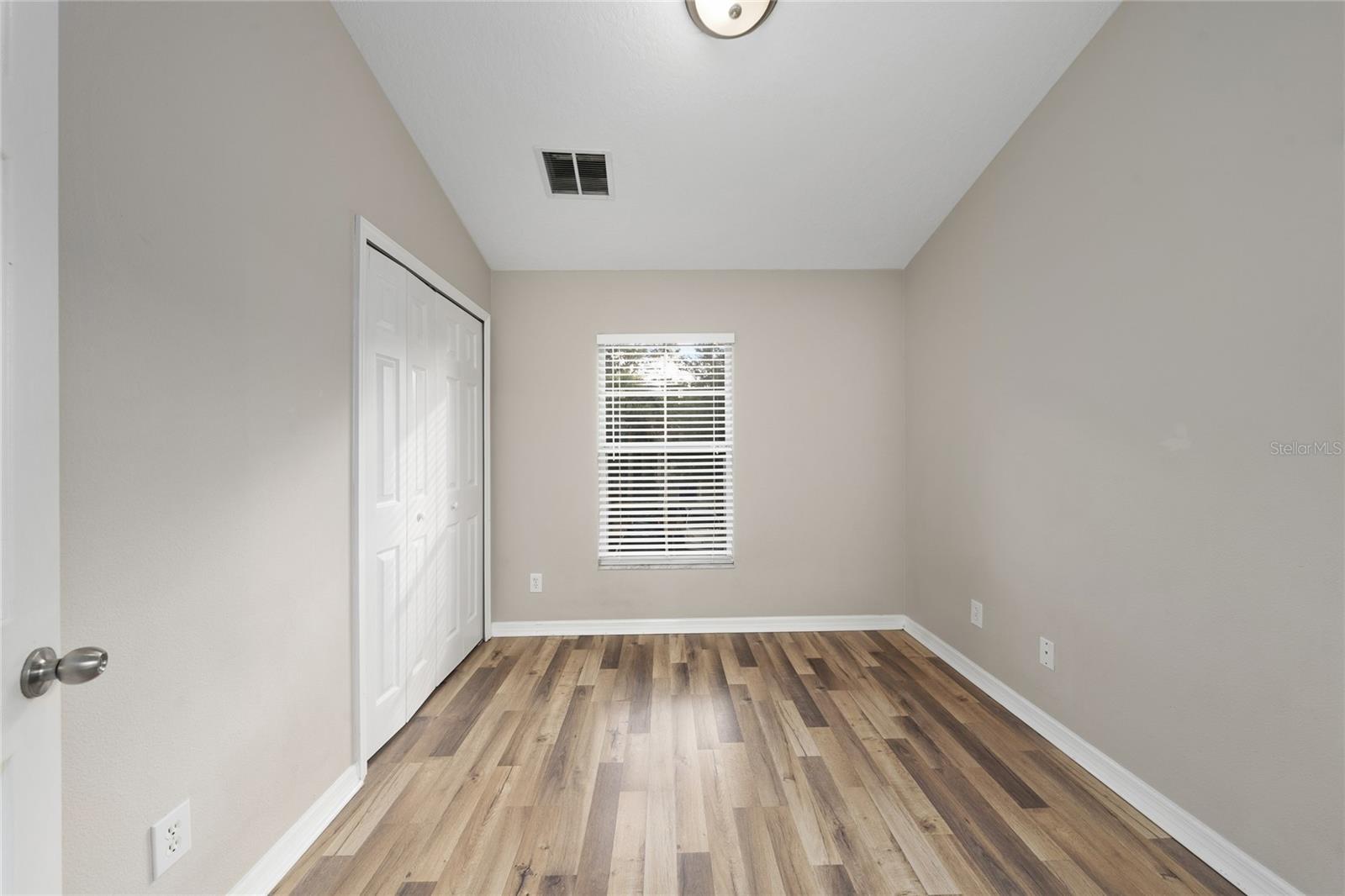 Image 23 of 34 For 10109 Regent Park Drive 2502