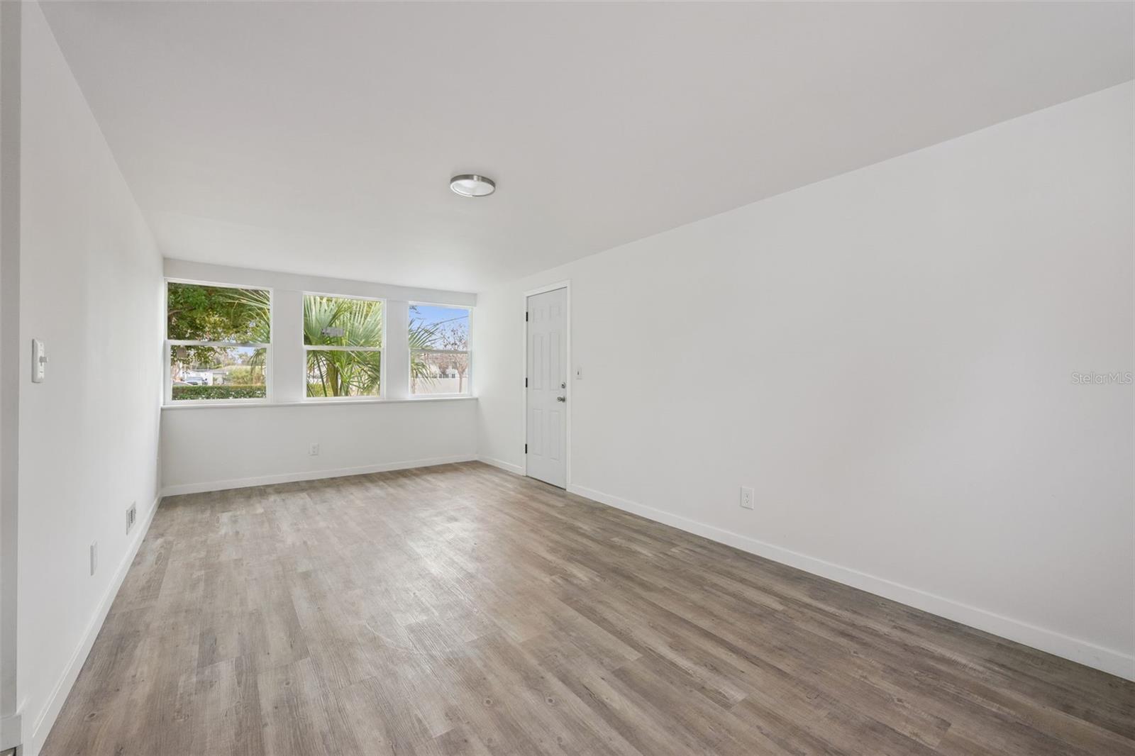 Image 13 of 26 For 4322 Lancashire Lane