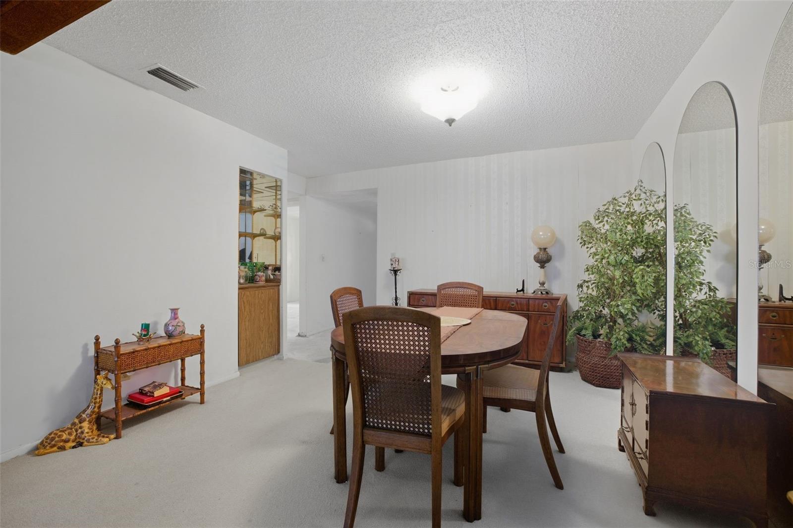 Image 18 of 32 For 19029 Us Highway 19 N 15a