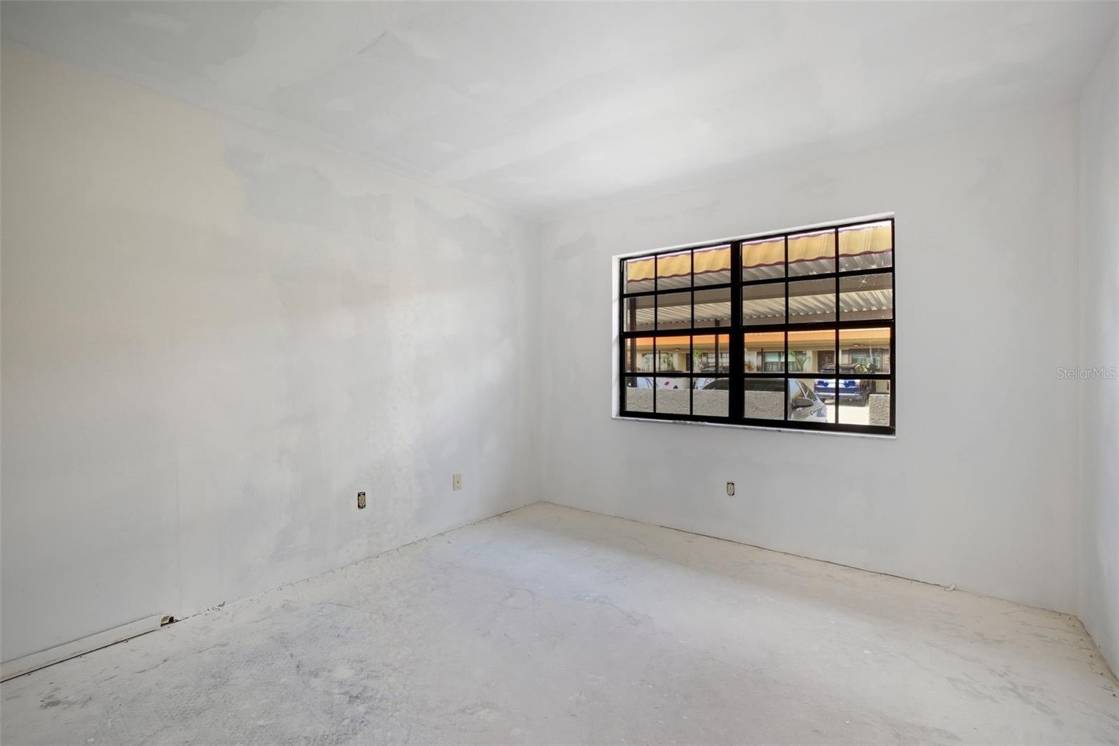 Image 8 of 32 For 19029 Us Highway 19 N 15a