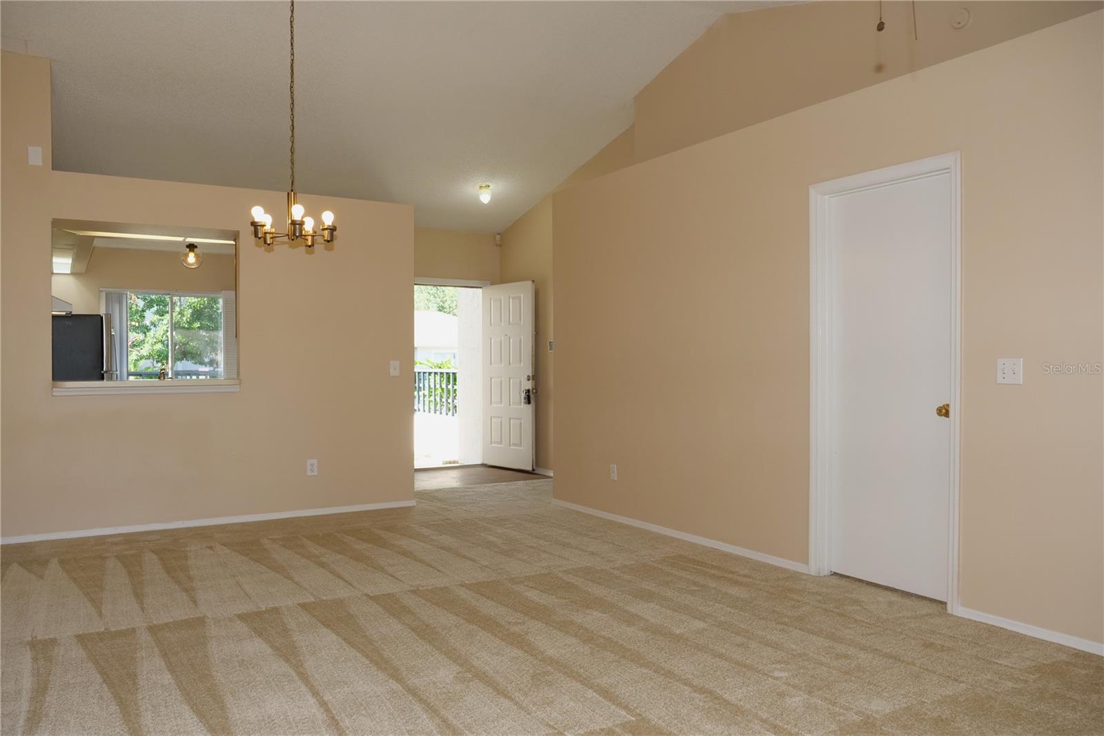 Image 25 of 36 For 1317 Lucaya Circle