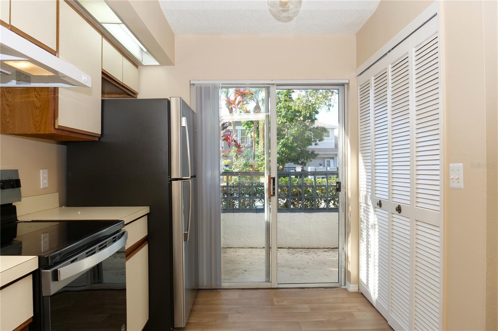 Image 3 of 36 For 1317 Lucaya Circle