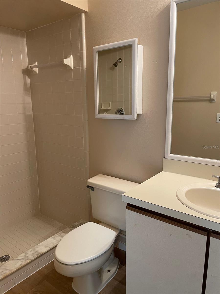 Image 7 of 36 For 1317 Lucaya Circle