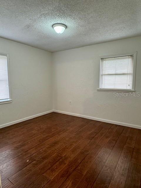 Image 18 of 26 For 2916 Cleburne Road