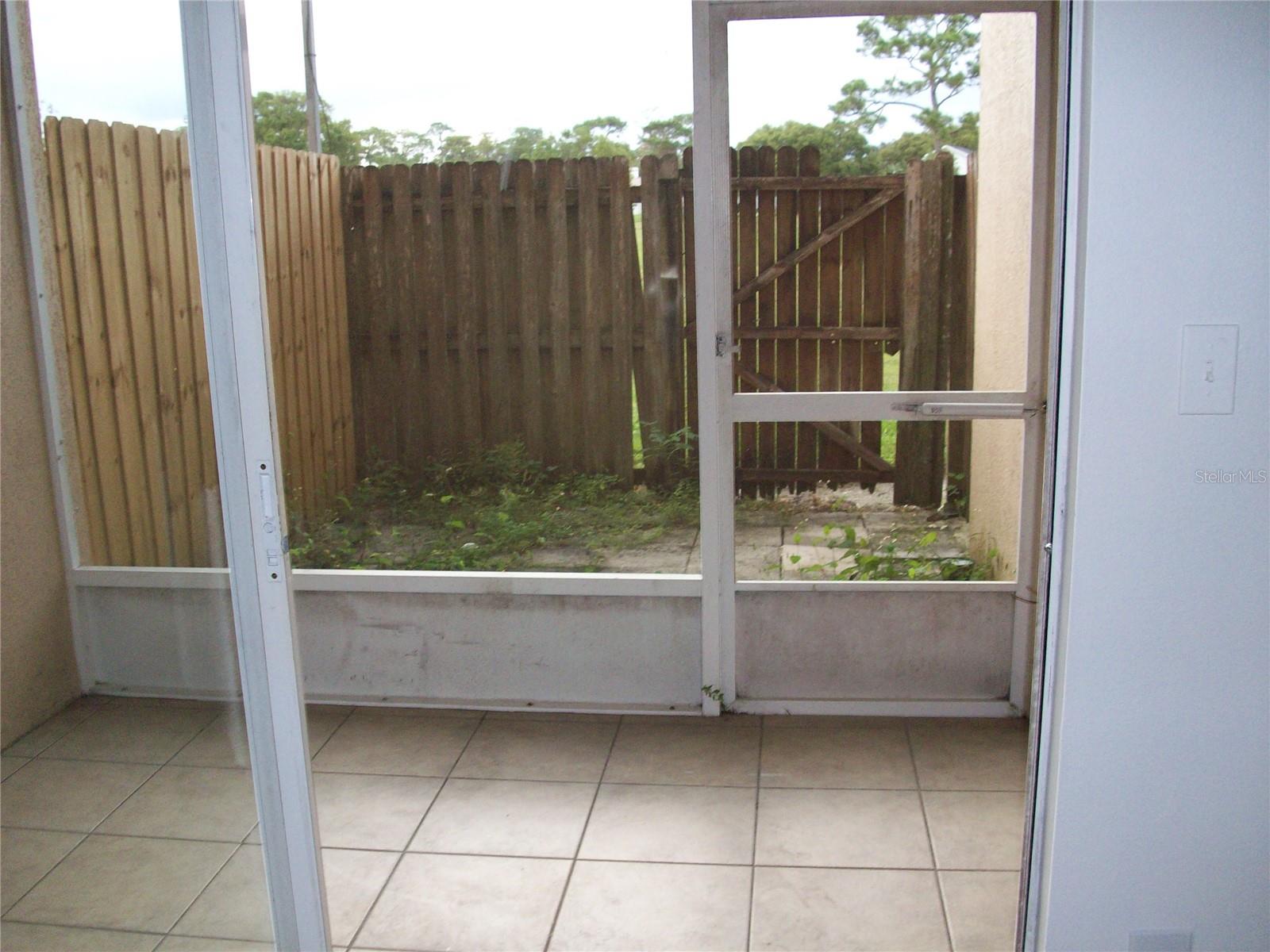 Image 12 of 19 For 495 Las Cortes Lane 105