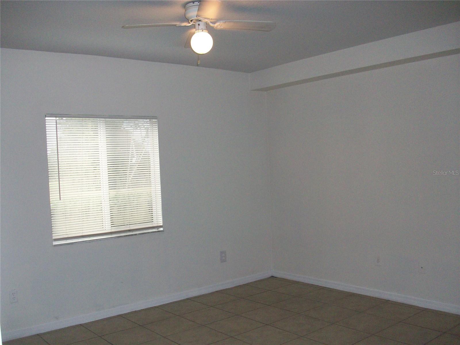 Image 9 of 19 For 495 Las Cortes Lane 105