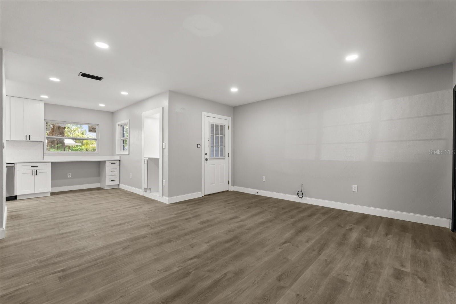 Image 13 of 40 For 2014 10th Street Nw