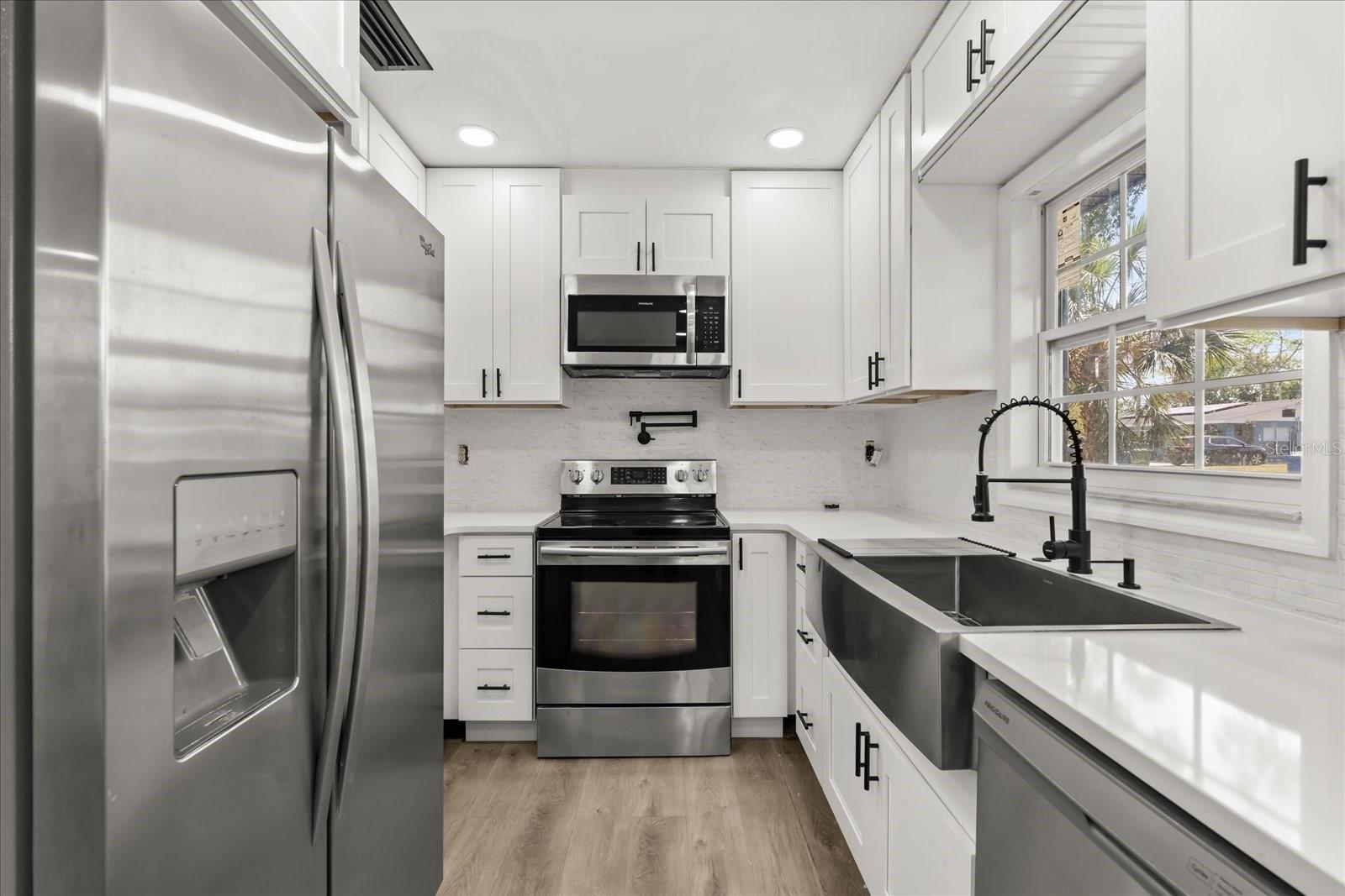 Image 6 of 40 For 2014 10th Street Nw