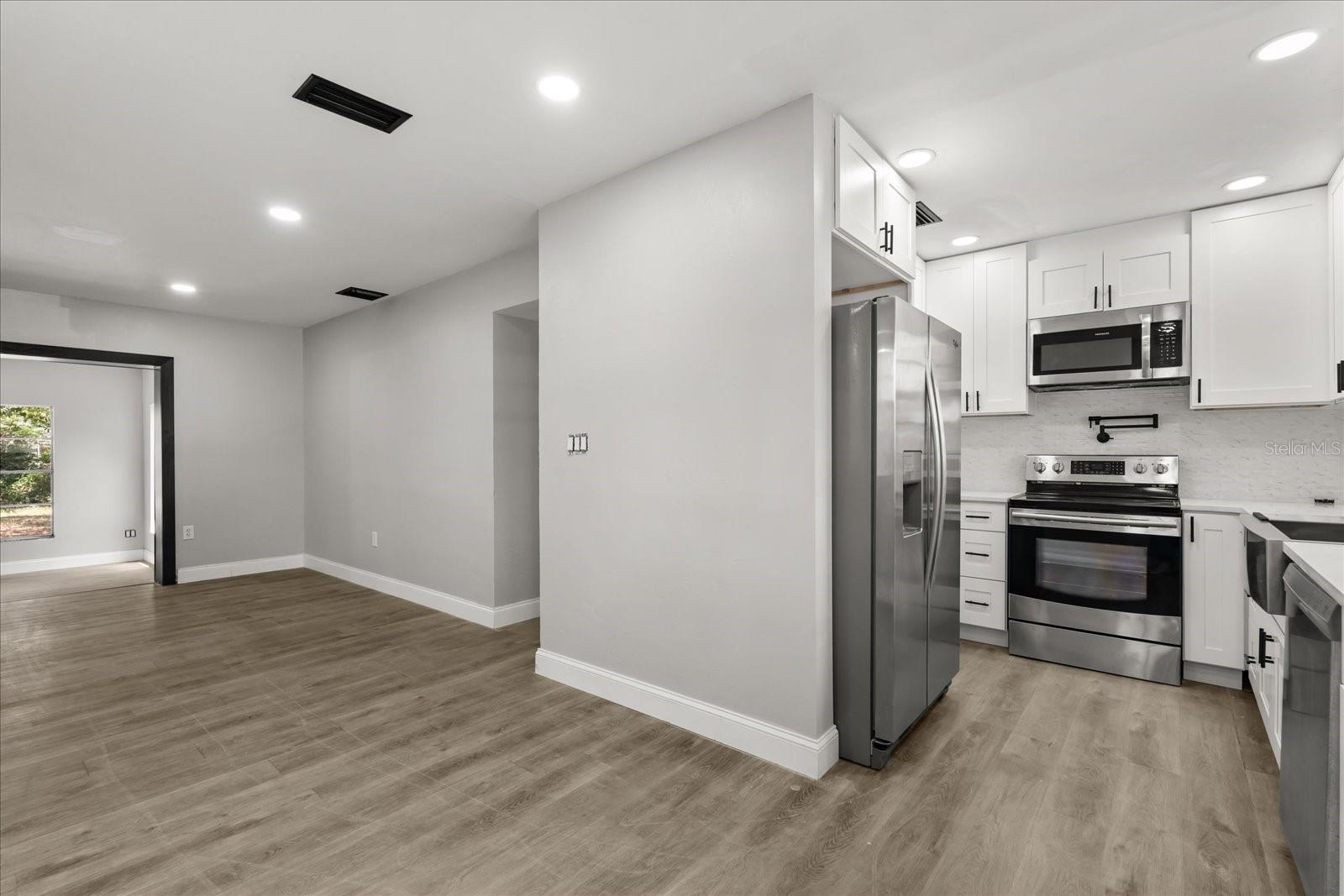 Image 9 of 40 For 2014 10th Street Nw